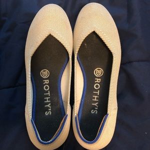Rothy’s flats